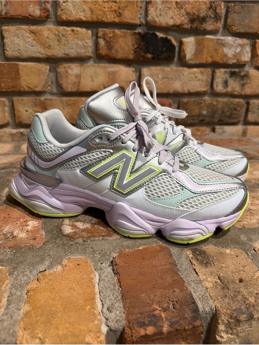 New Balance 9060 "White Taro" sneakers sz 11
